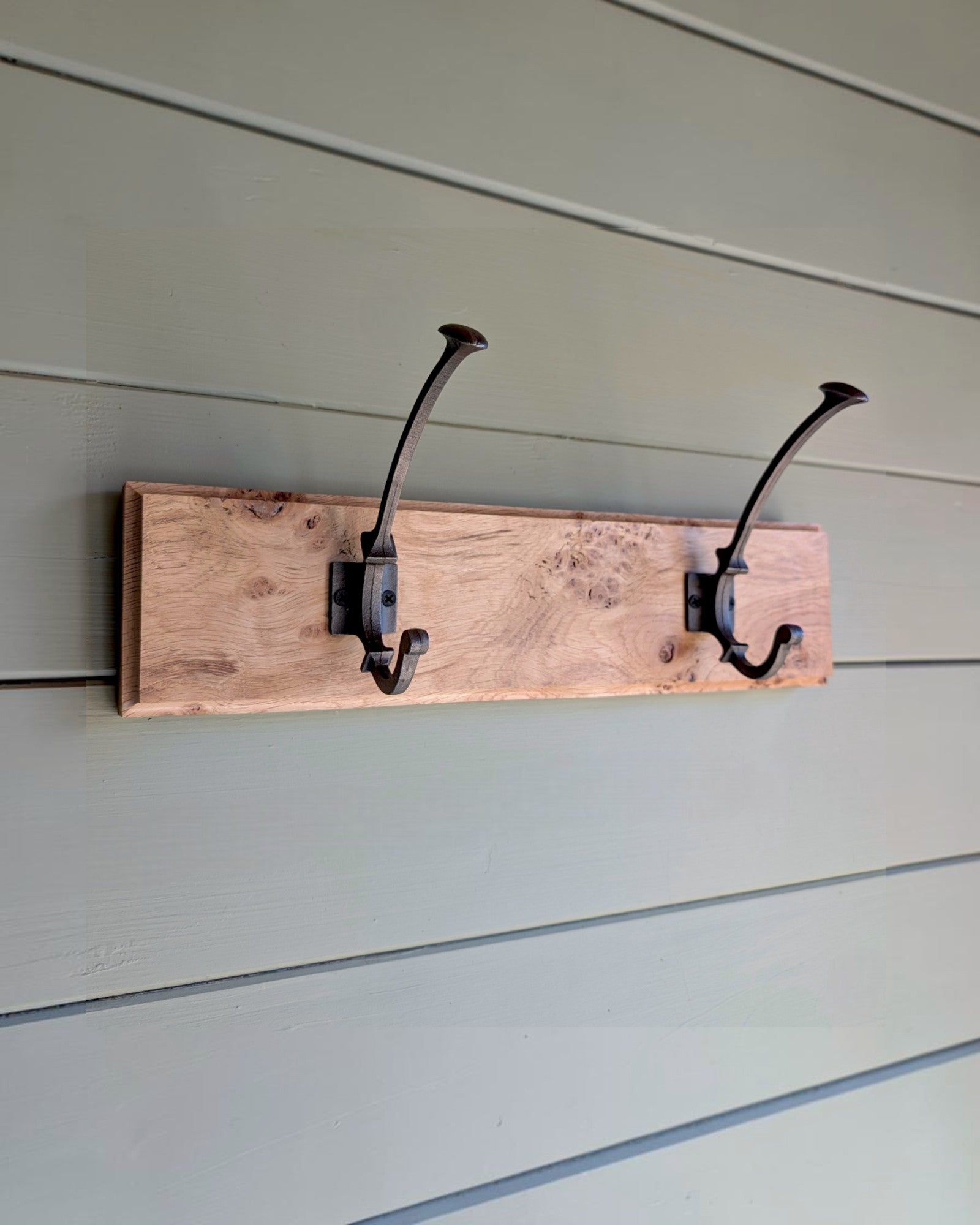 Straight Edge Pippy Oak Coat Rack
