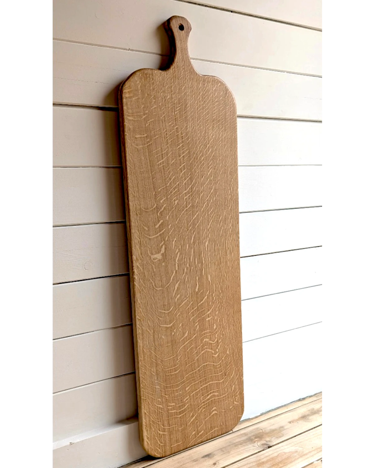 Tiger Oak Long Serving Board – Handcrafted Solid Oak Serving & Charcuterie Board