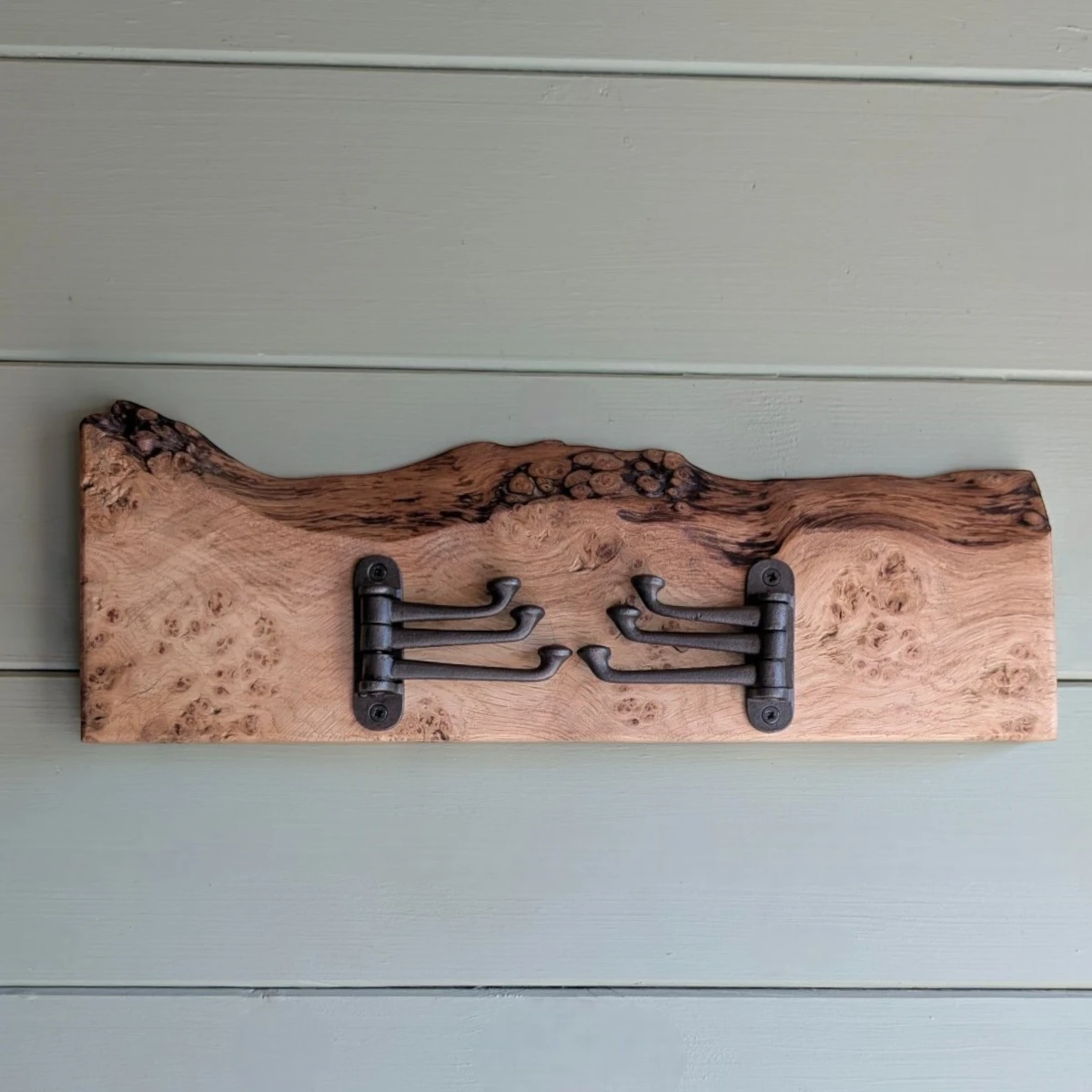 Live Edge Pippy Oak Coat Rack – Solid Oak Wall Rail